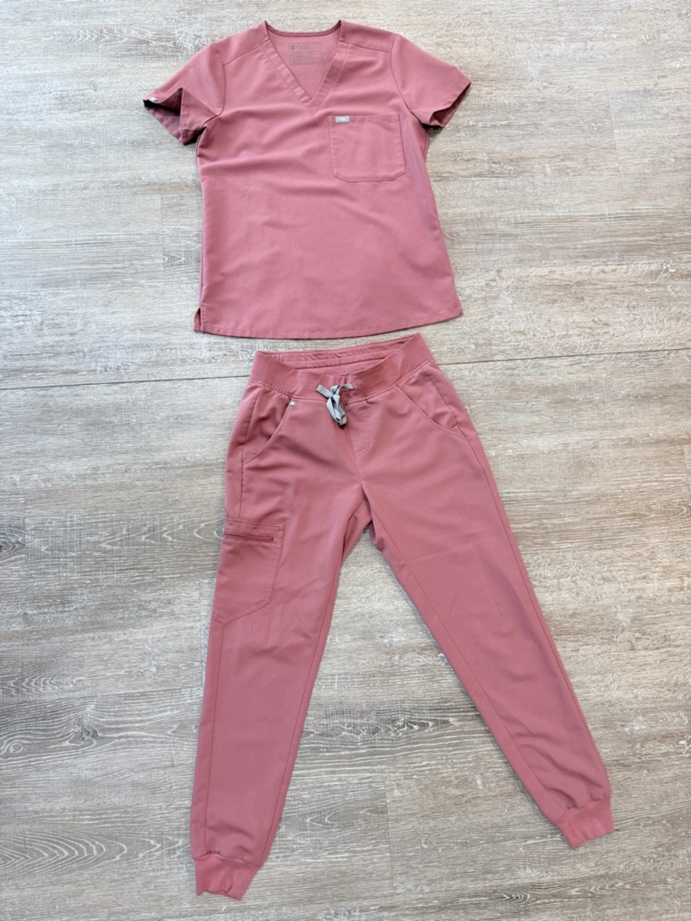 Women’s Mauve Fig Catarina Top and Zamora Joggers
